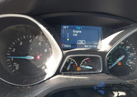 2014 Ford Focus Se z USA, uszkodzony, nr VIN 1FADP3F21EL218855